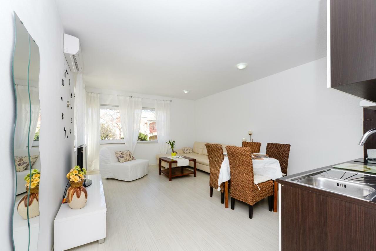 Deluxe Apartments Goya Задар Экстерьер фото